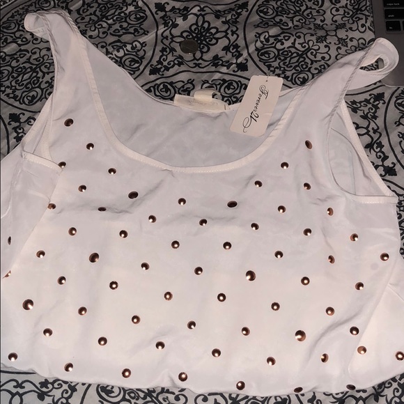 Tank top - Picture 1 of 2